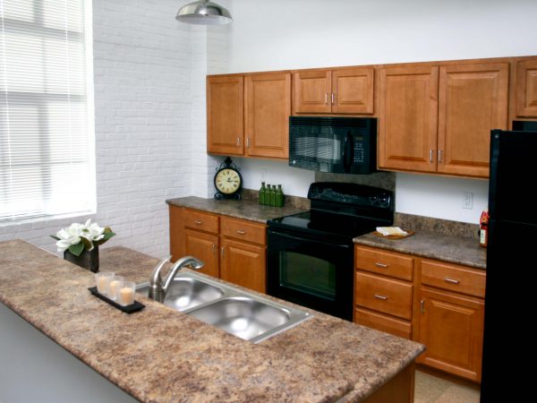 brand new kitchen in lancaster apartment