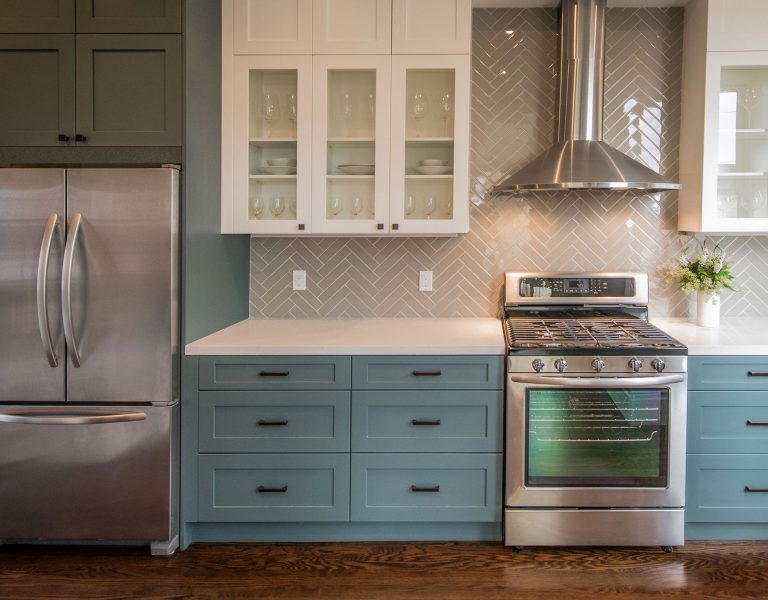 5 Kitchen Cabinet Colors that Are Big in 2019 (& 3 that Aren’t!)