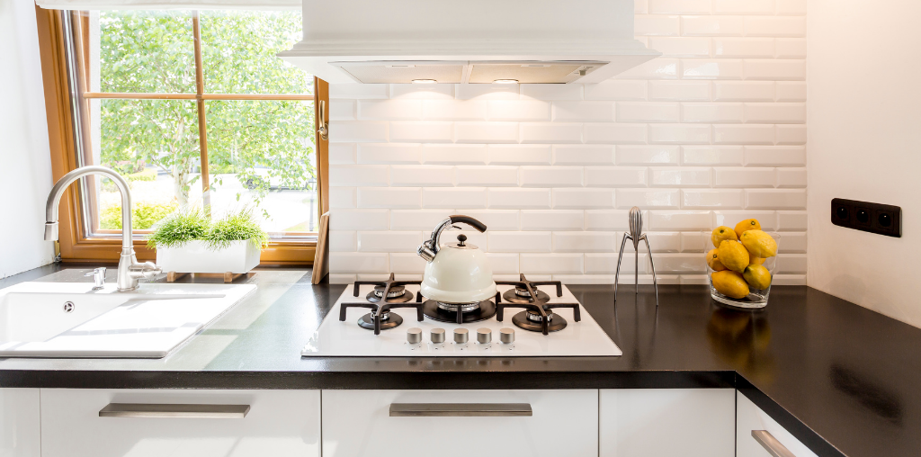 Minimalist kitchen appliances 