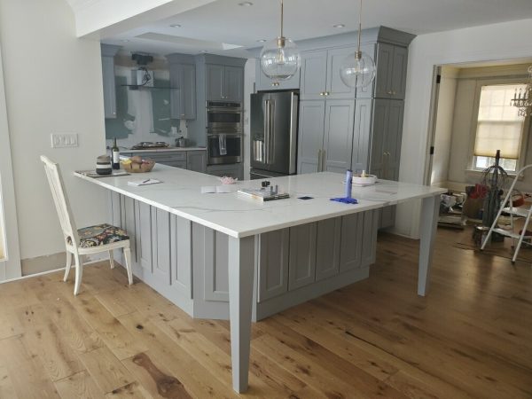 small kitchen before remodel