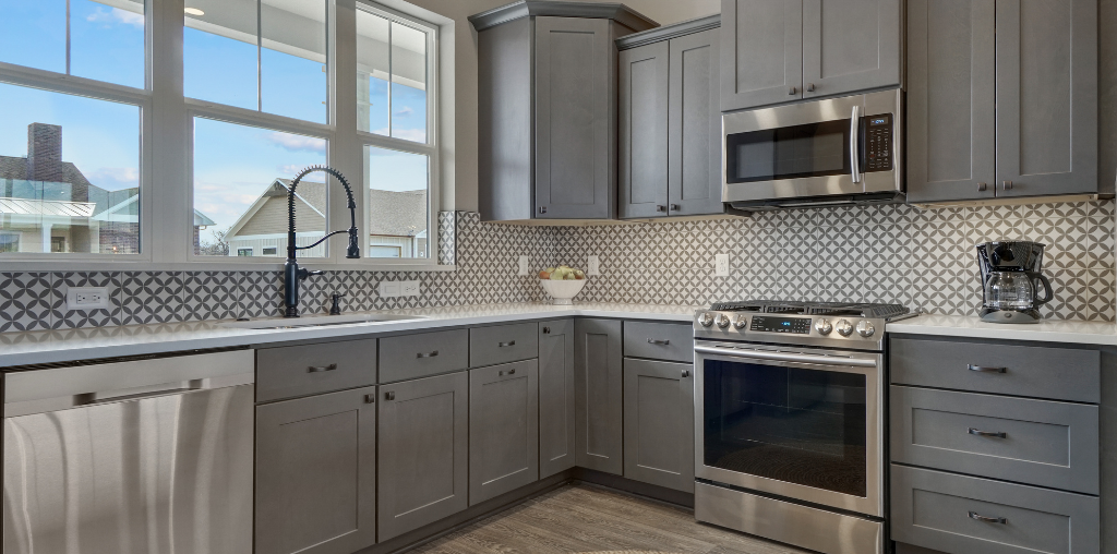 Most Popular Kitchen Cabinet Color Combinations & Styles | Cabinet Ideas