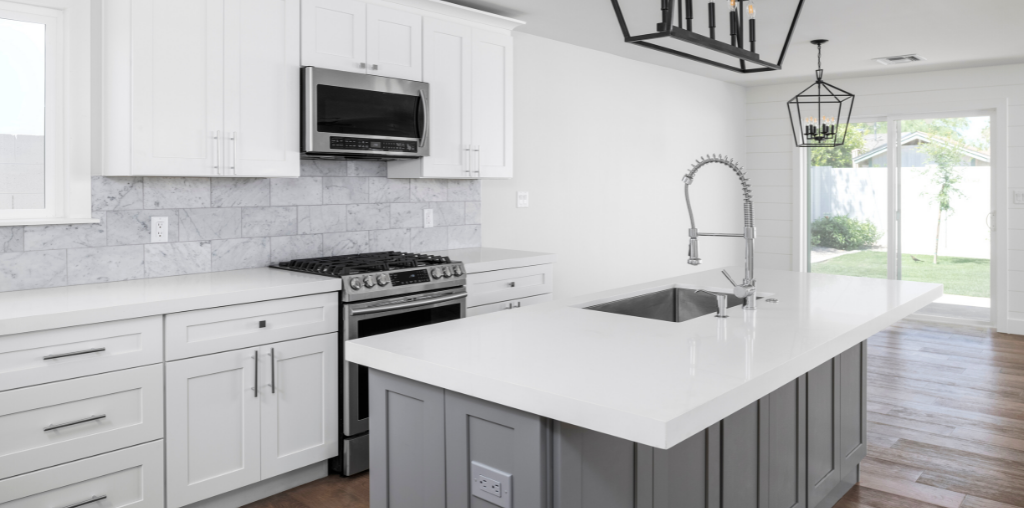 Kitchen cabinets in white and gray