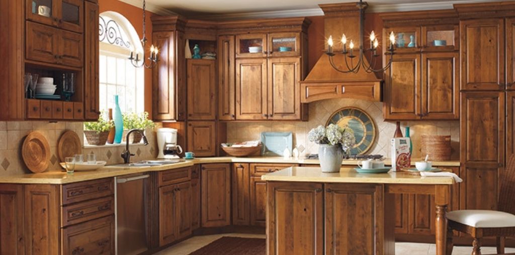 New natural wood kitchen cabinets