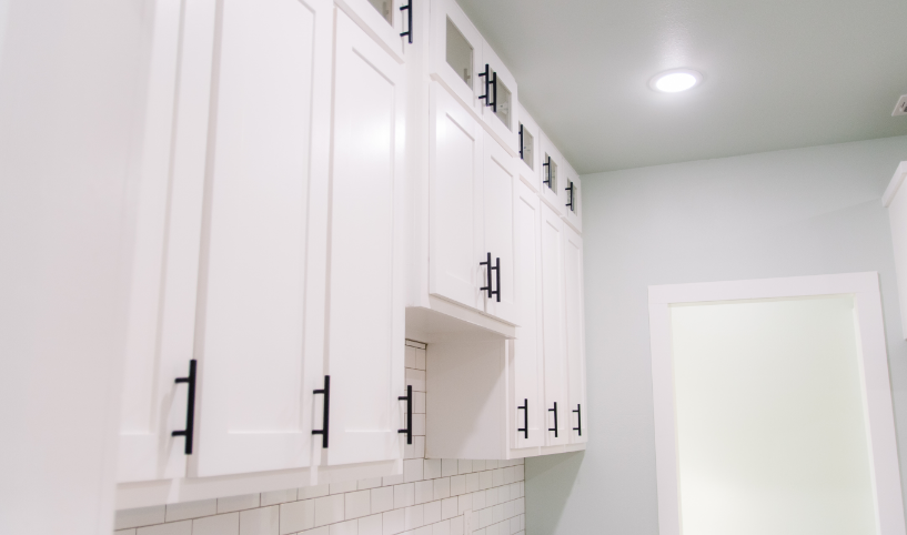 white kitchen cabinets